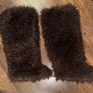 Fashion Nova Teddy Bear Fur Boots